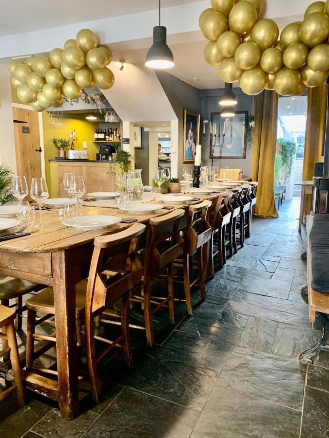 Blas At Fronlas Cafe - The Heart Of Newport Newport  Extérieur photo